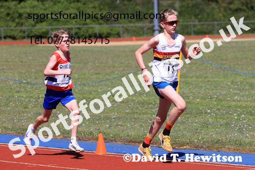 Boys under-13s 1500 metres, 2025 North Eastern Track and Field Champs., Shildon, County Durham. Photo: David T. Hewitson/Sports for All Pics